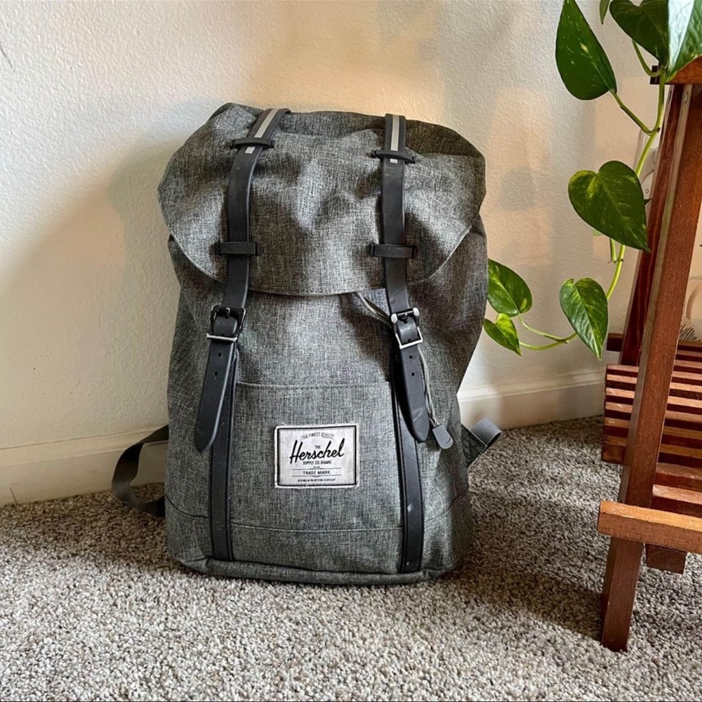 • HERSCHEL BACKPACK •
